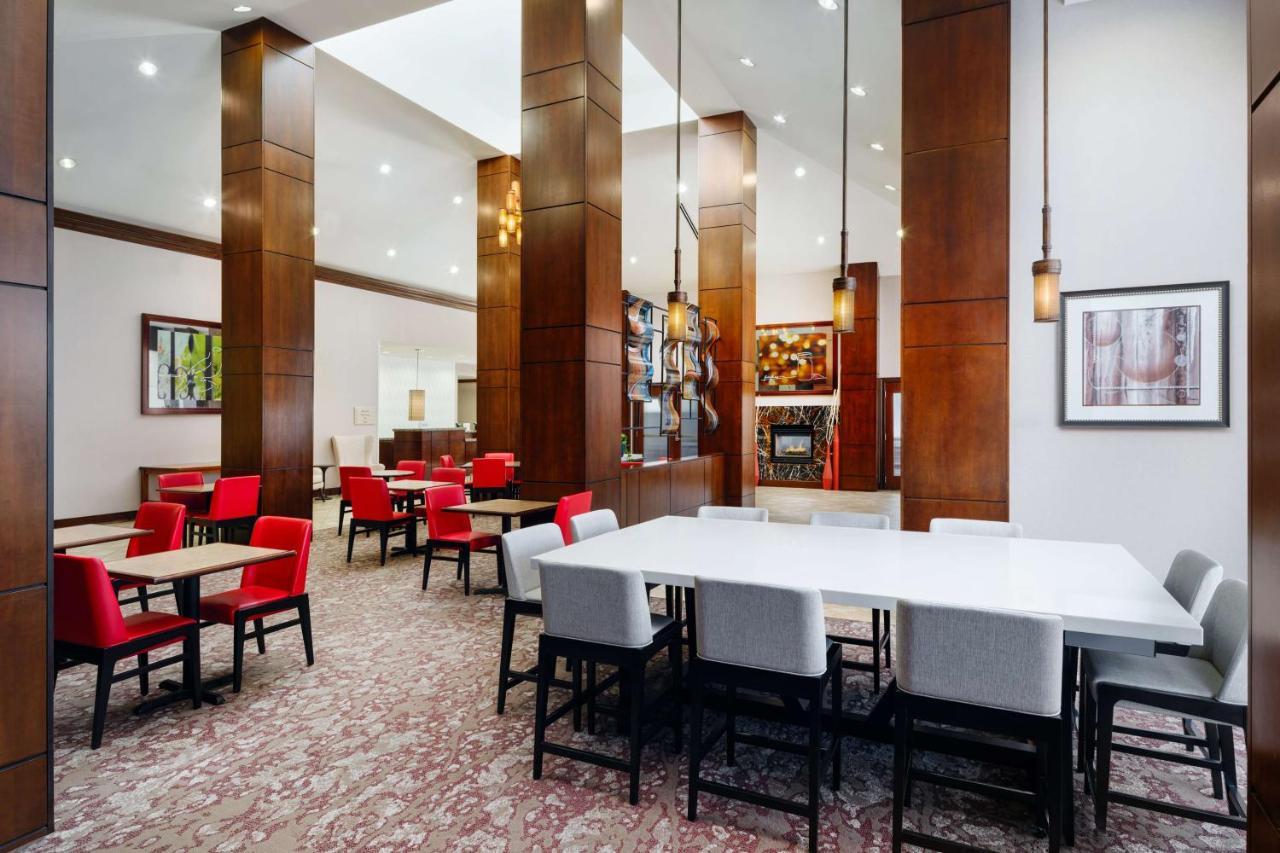 Hotel Hilton Garden Airport 3*
