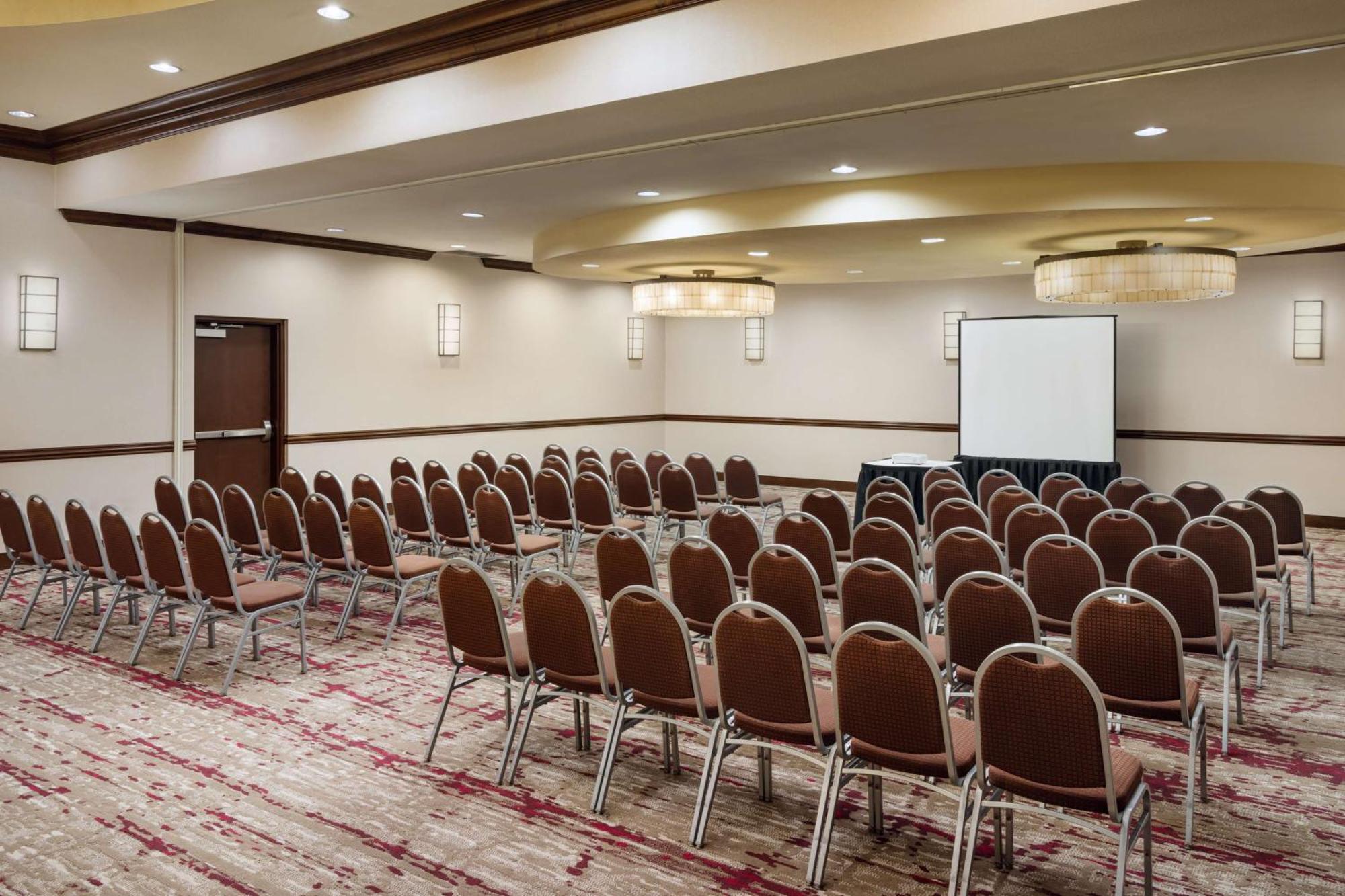 Hilton Garden Airport Hotel El Paso