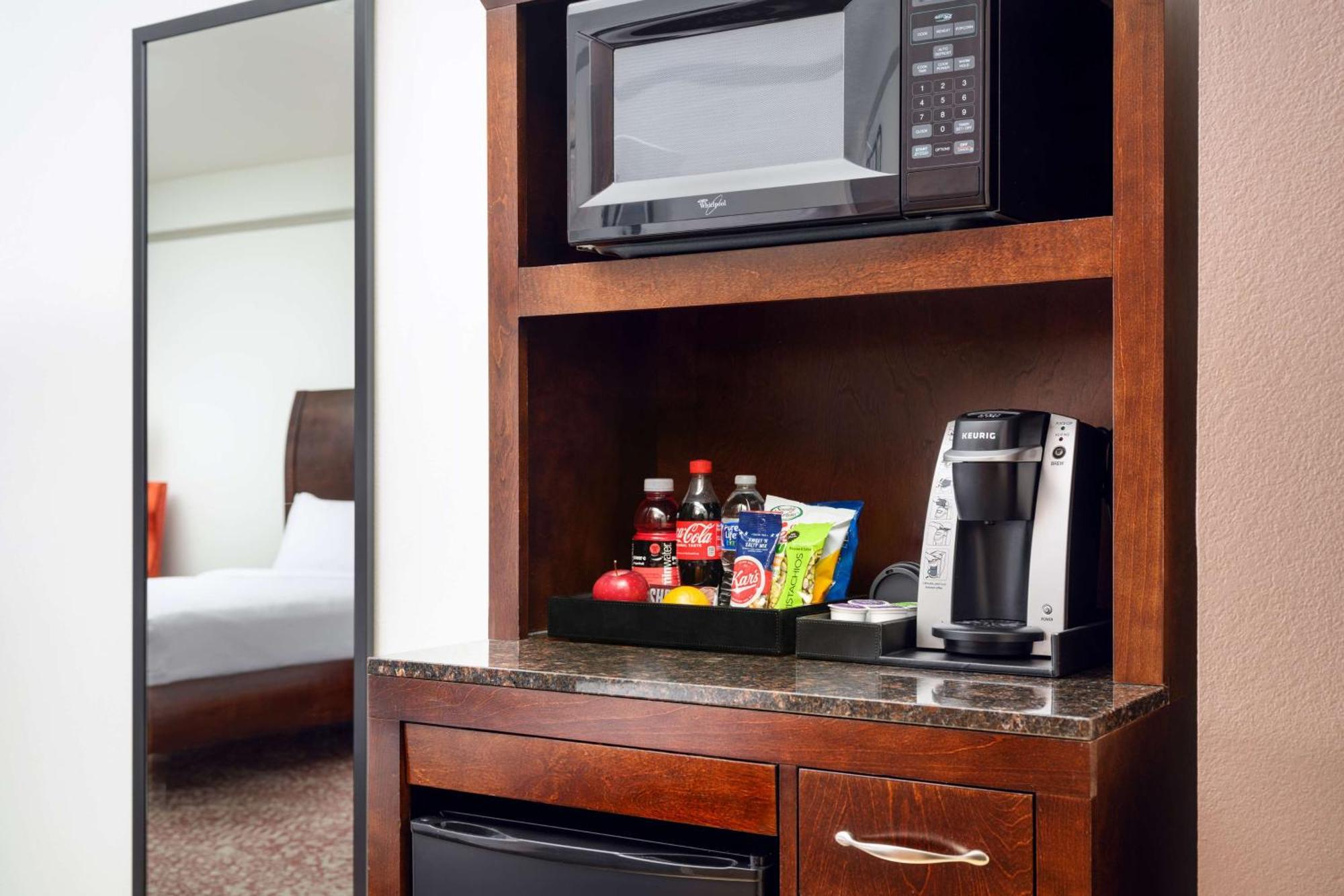 Hotel Hilton Garden Airport
